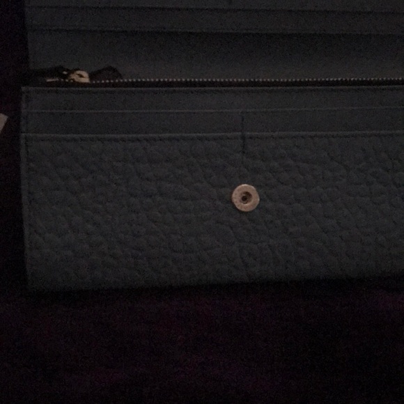 Authentic Burberry wallet - Picture 8 of 8